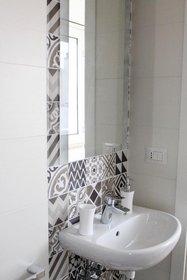 Dimora Grazia In Riva Al Mare Apartment Monopoli Exterior photo